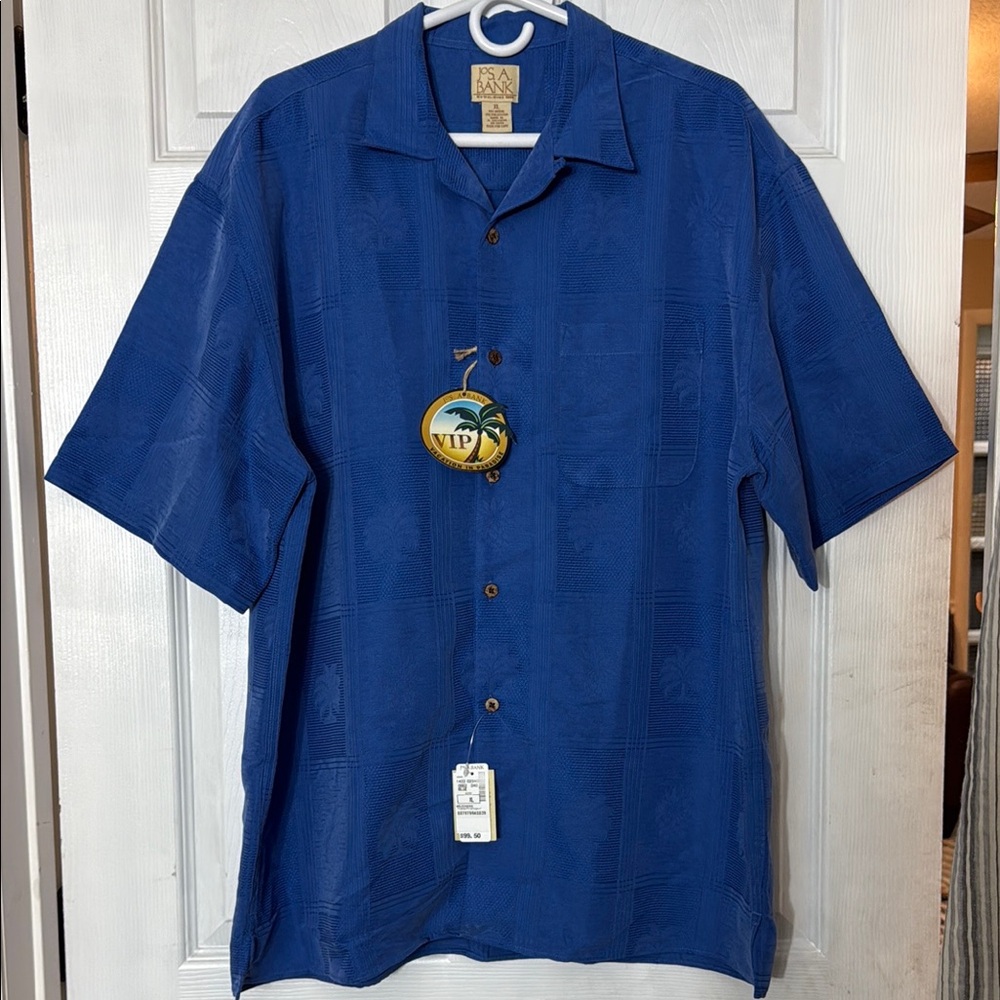 NWT Jos A Bank Blue Casual Button Down Vacation Shirt XL